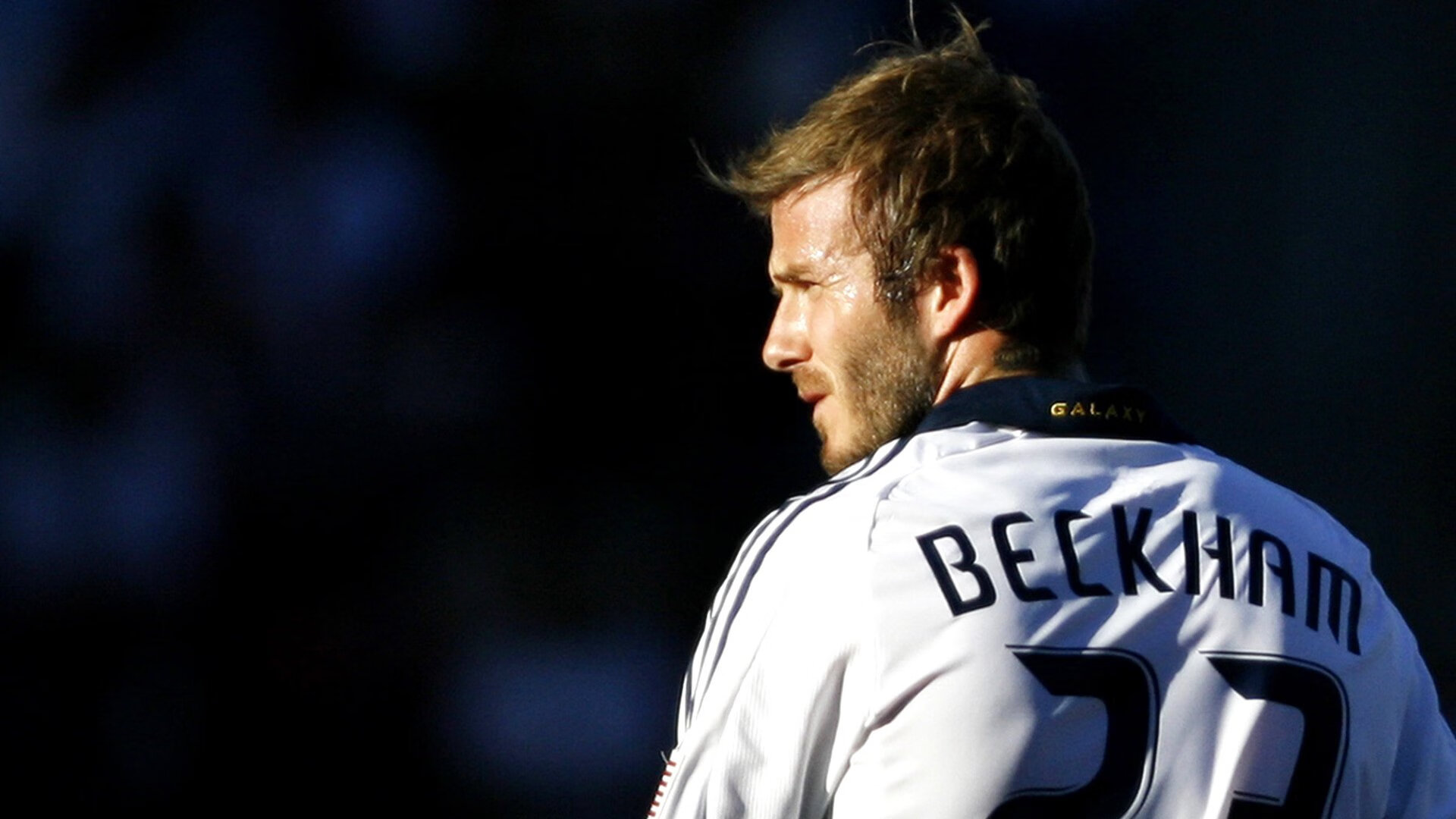 ky体育中国-世界沙滩飞盘赛，浪花中的团队合作，沙滩飞盘教学视频教程